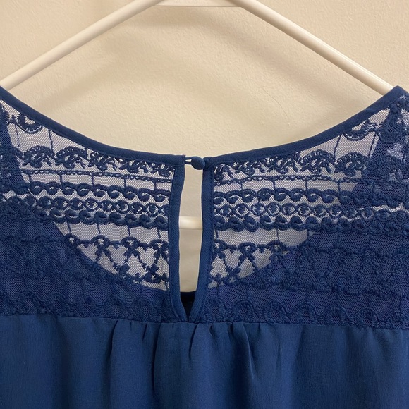 EM Navy Lace Top - Picture 7 of 8